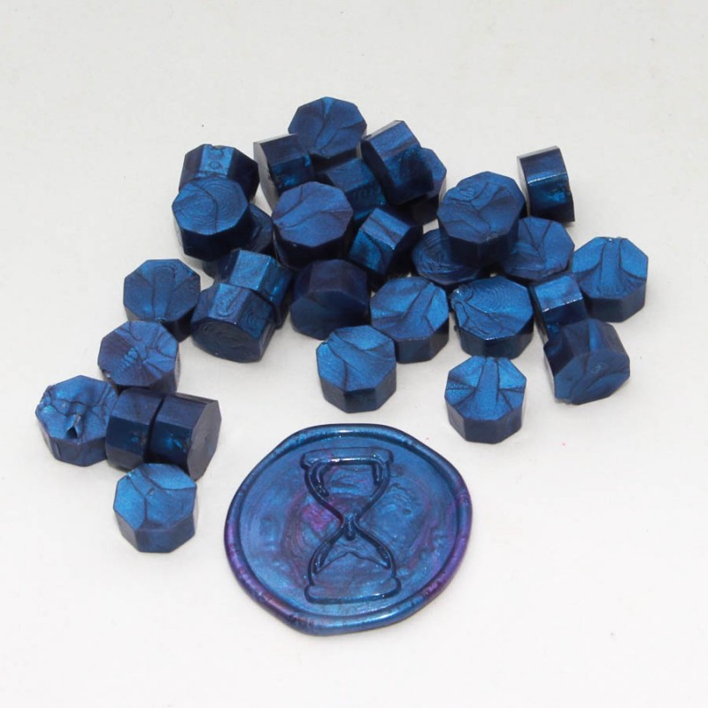 Pastilles de cire : Bleu nuit nacré - DIY and Cie Pastilles de cire : Bleu nuit nacré - DIY and Cie